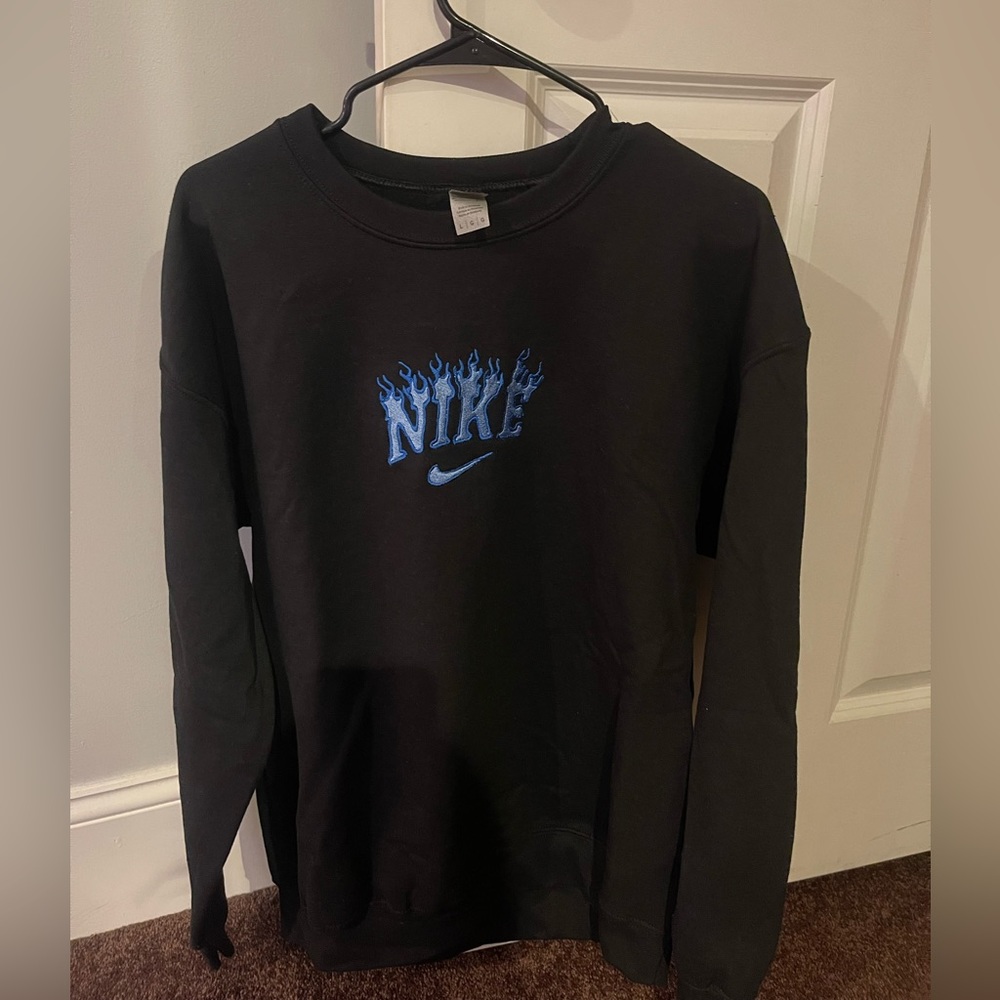 Nike Crewneck - Picture 2 of 4